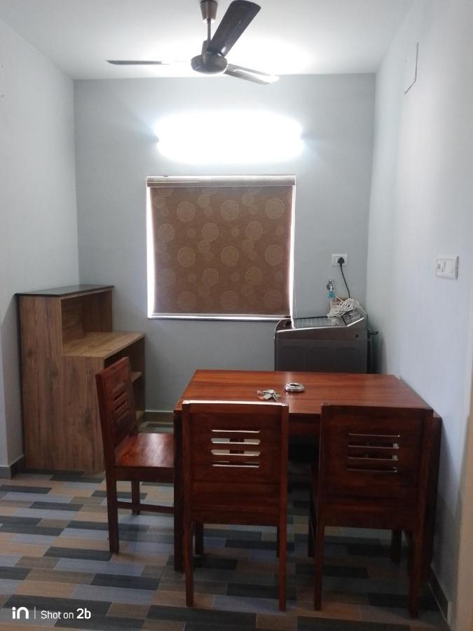 Season 4 Residences - 1BHK furnished apartments  Chennai Esterno foto